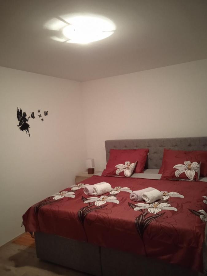 Apartment Fortica Сень Экстерьер фото
