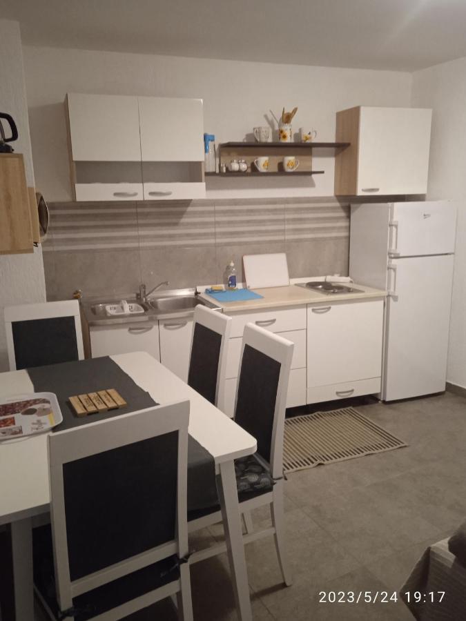 Apartment Fortica Сень Экстерьер фото