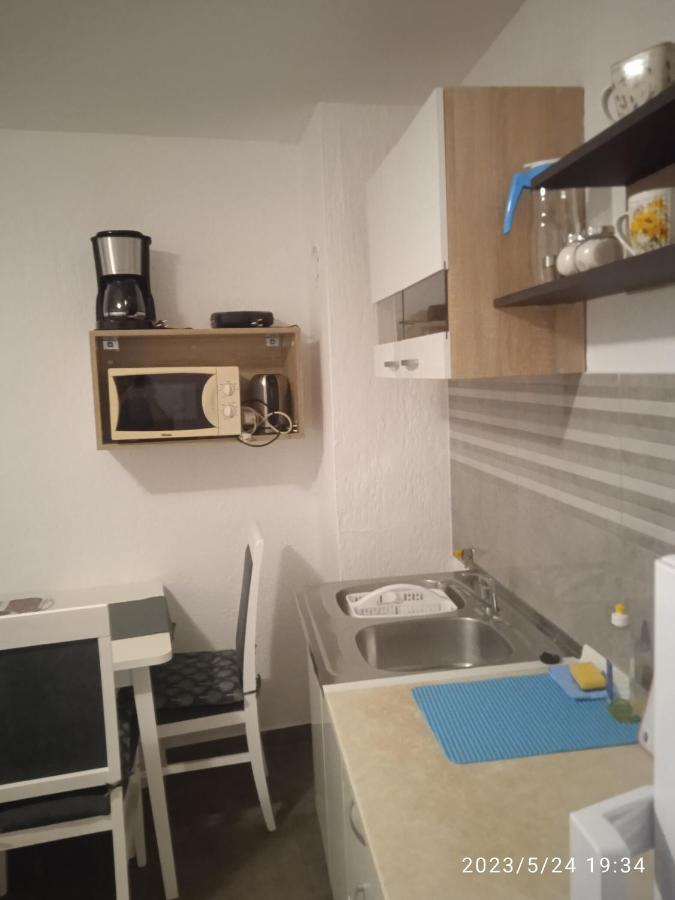 Apartment Fortica Сень Экстерьер фото